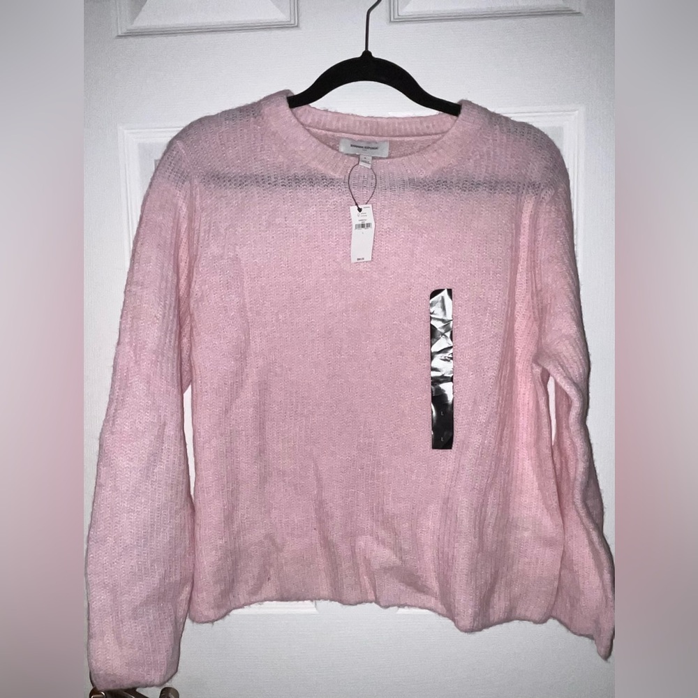 Banana Republic Blush Lightweight  Crew Neck Sweater Large